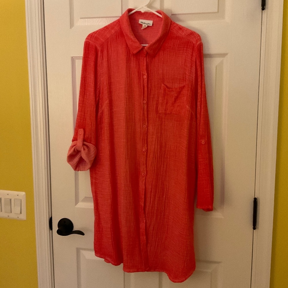 BEACH COVER-UP.  PRETTY CORAL COLOR.  V GOOD!  Size L.